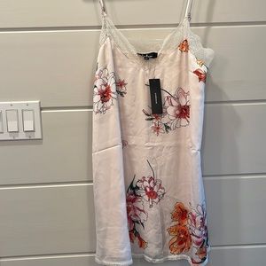 NWT Lulu’s Floral Slip Dress